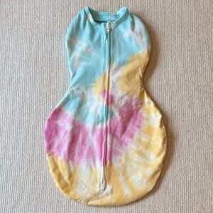 Happiest Baby Sleepea 5-Second Baby Swaddle Size Small 5-12lbs Rainbow Tie Dye